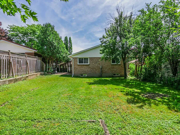 477 Rippleton Rd — Photo 31