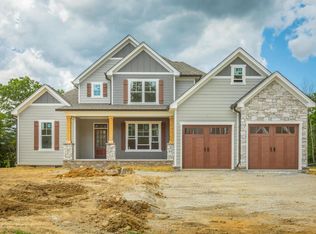 2114 River Watch Dr, Soddy Daisy, TN 37379