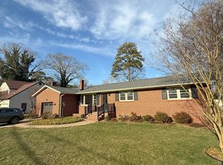 304 Cockletown Rd, Yorktown, VA 23692