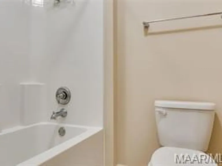 9319 Concord Park Dr — Photo 26