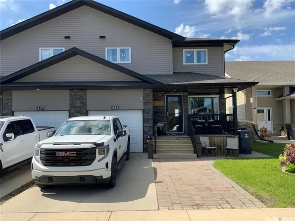 431 Brooklyn CRESCENT, Warman, SK S0K 0A1