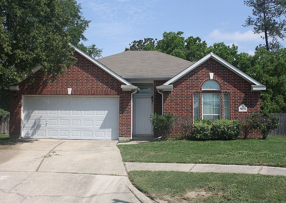 1st image of 9821 Flamingo Ln