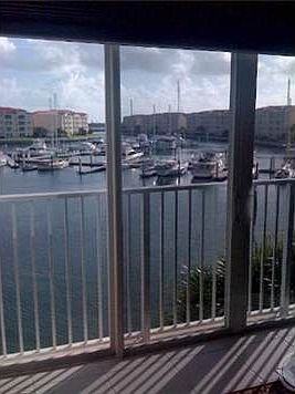 2nd image of 12 Harbour Isle Dr E #303