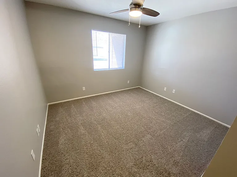 1215 E Lemon St #131 — Photo 18
