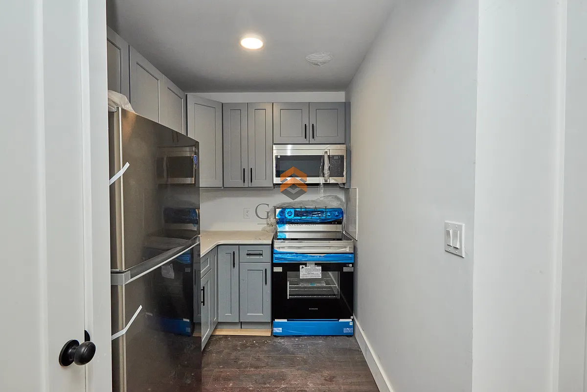 Building Photo - 2757 Fulton St #3B