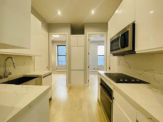 Rented by Aventana | media 5