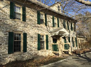 323 Meetinghouse Rd, Jenkintown, PA 19046