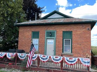 9507 E Carson City Rd, Carson City, MI 48811