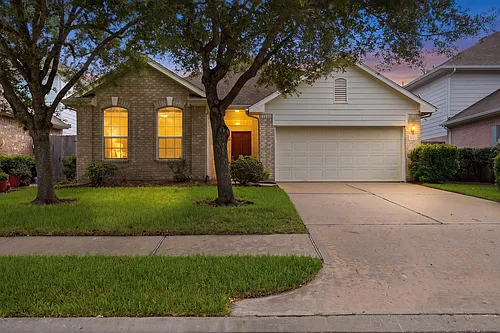 1631 Crescent Shores Ln Photo 1