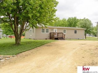 405 Madison St, Byron, NE 68325