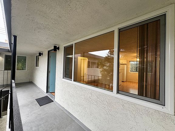 3rd image of 3810 H St APT 6