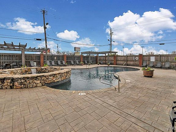 5th image of 700 15th St Unit 1202