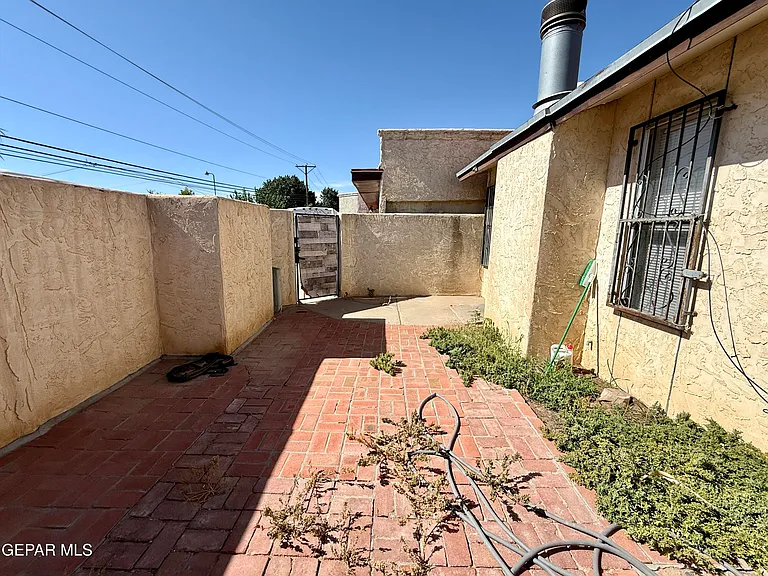 3112 Wayside St #B — Photo 23