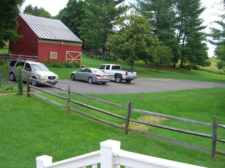 115 Old Buena Vista Rd — Photo 10