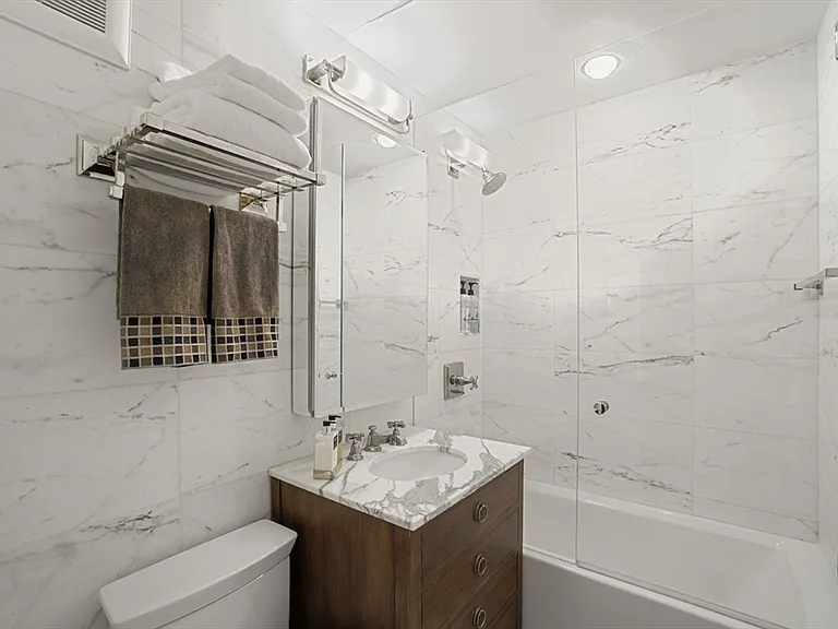 9 Willow St #22 — Photo 9