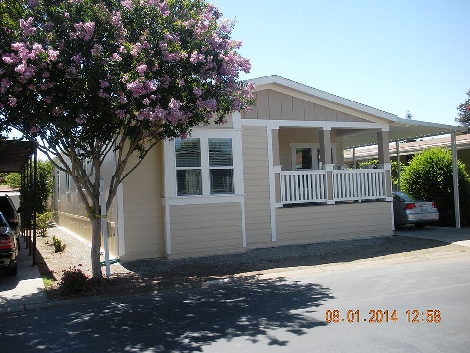 1st image of 3073 Oakbridge Dr