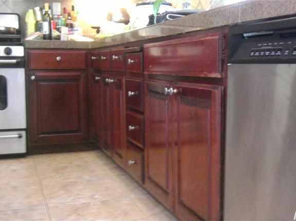 3rd image of 2517 Warlow Ln
