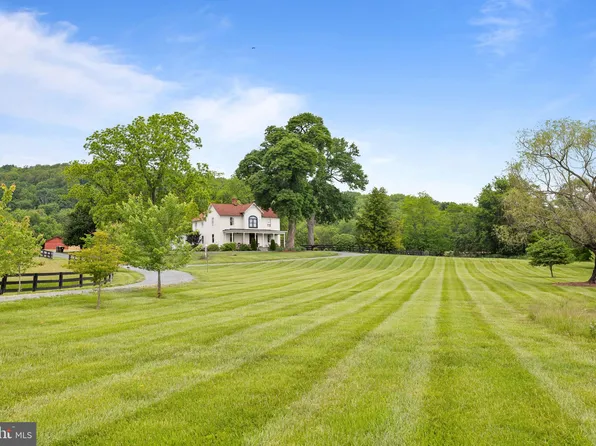 23350 Cedar Mountain Dr, Rapidan, VA 22733