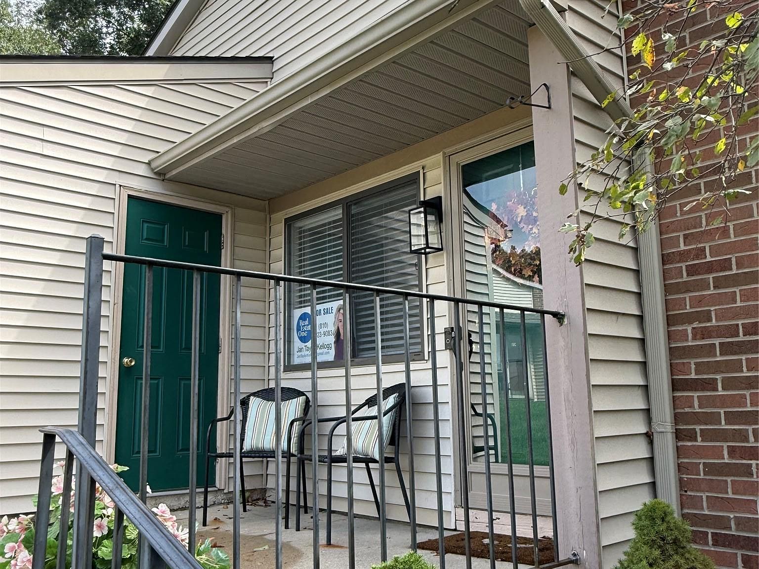 403 Water Tower Cir #92, Brighton, MI 48116