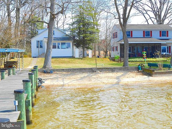 5th image of 2122 Park Beach Dr
