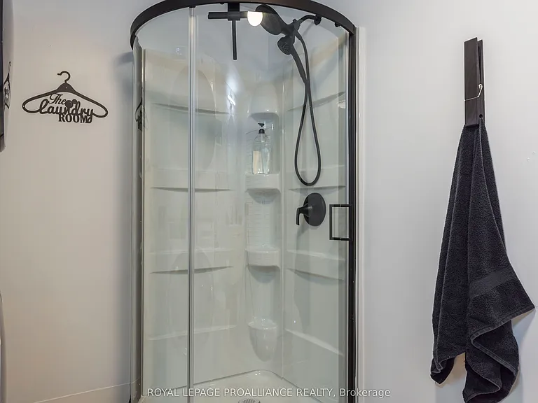 145 Farley Ave #103 — Photo 21
