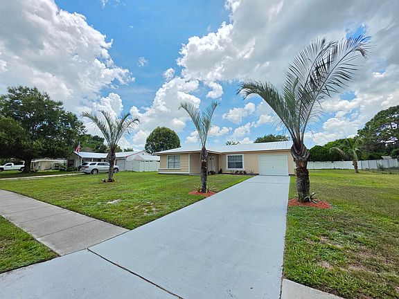 2nd image of 442 SW BELMONT Circle