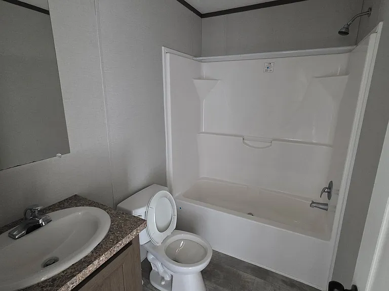 83 Susie Ln — Photo 10
