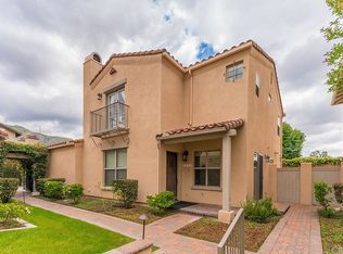 2458 Hideaway Ln, Duarte, CA 91010