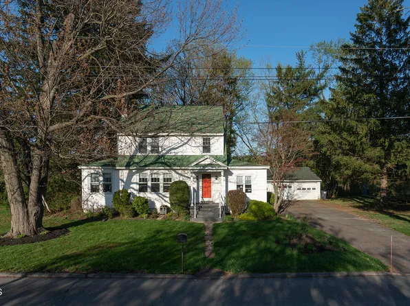6 Weaver Avenue, Waterford, NY 12188