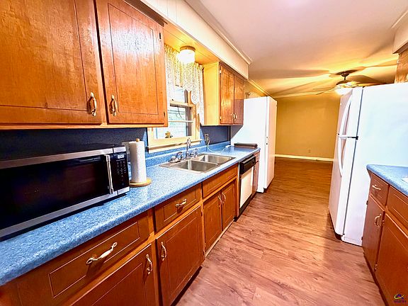 5th image of 2212 Marshallville Rd