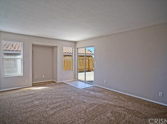3rd image of 1825 Shamrock Ave
