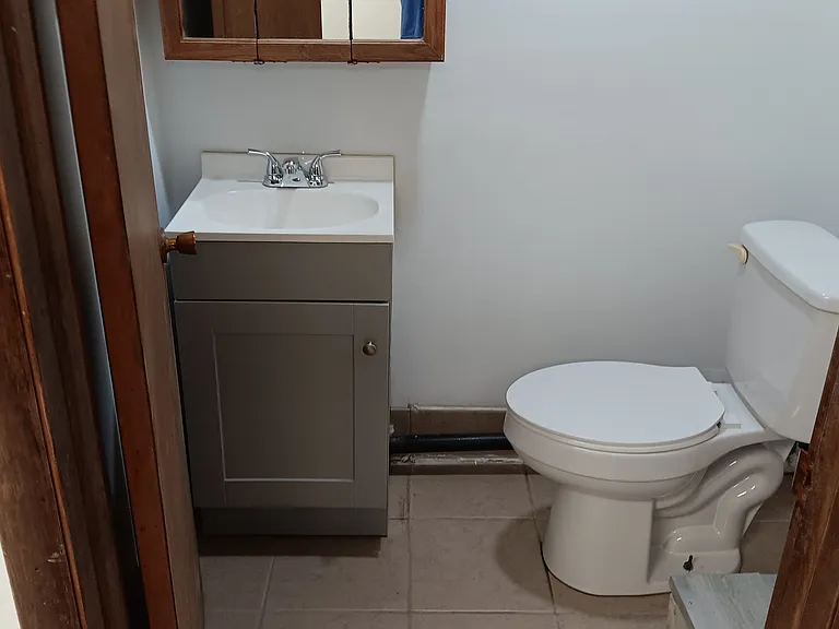 703 Hampton St #1 — Photo 8