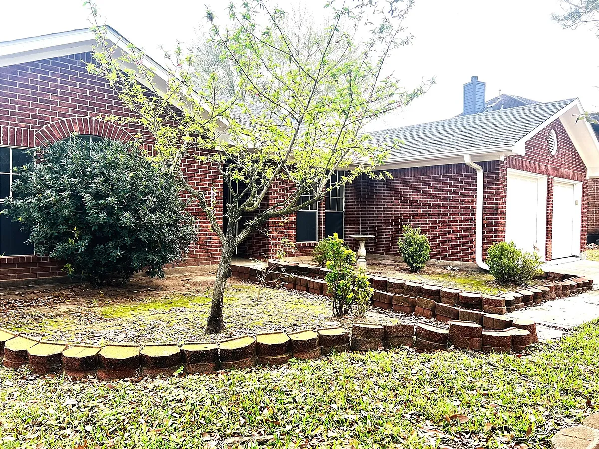 Building Photo - 8239 Squires Place Dr