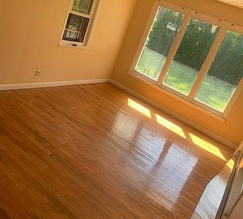 4th image of 170 Grandview Blvd Floor 1