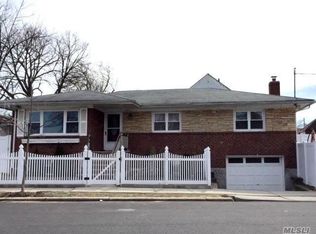 19216 50th Ave, Fresh Meadows, NY 11365
