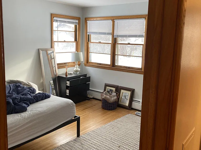 503 Desnoyer Ave — Photo 3