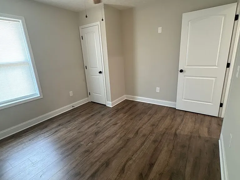 111 W End Ave — Photo 20