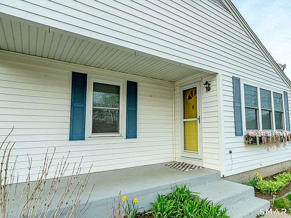 3rd image of 14 Walnut Street