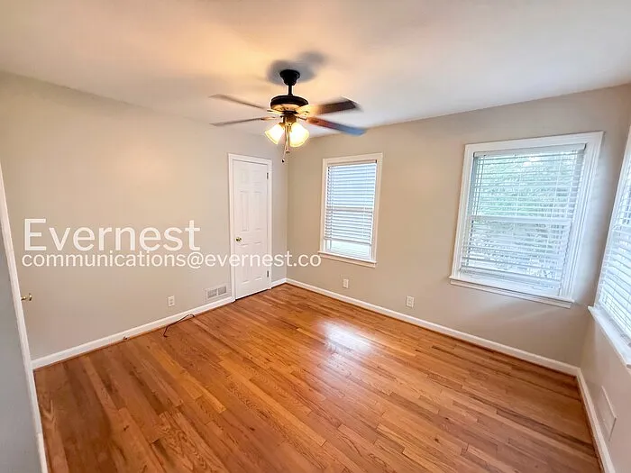 106 Acton Ave — Photo 15
