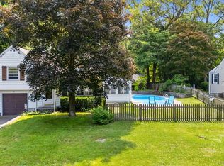 12 Deacon Hill Rd, Stamford, CT 06905