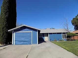 1712 Hume Ave, Dos Palos, CA 93620