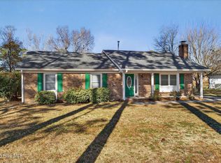 5201 Lord Tennyson Rd, Wilmington, NC 28405