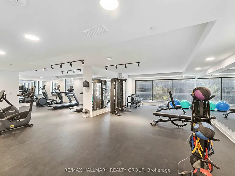 340 Queen St #1502 — Photo 19