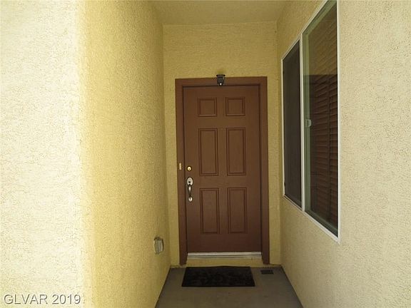 2nd image of 8857 Briar Bay Dr