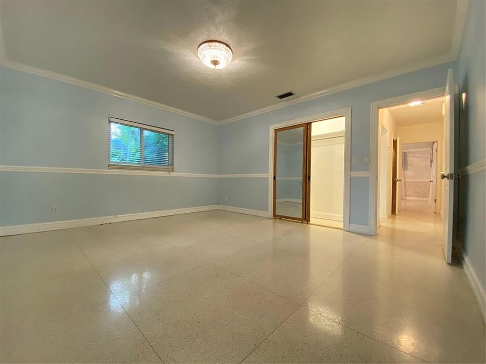 1st image of 1049 Van Buren St #1049