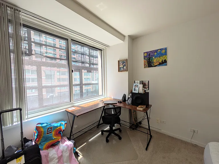 211 E Ohio St #712 — Photo 10