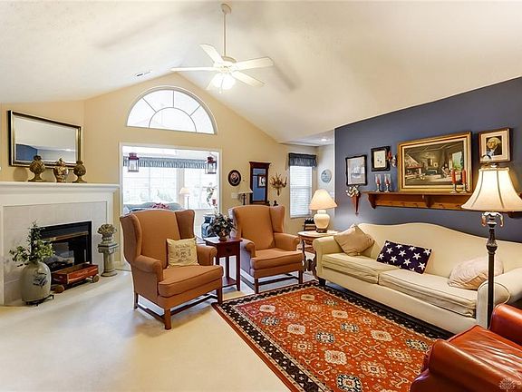 5th image of 2027 Wentworth Village Dr