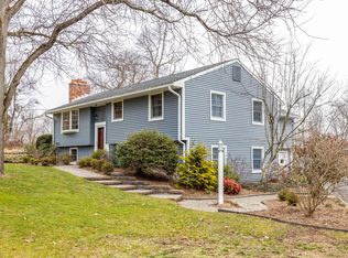 3 Laurel Ln, Farmington, CT 06032