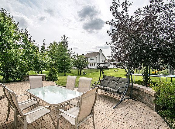 4th image of 2641 Barrington Dr