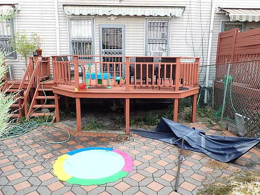 Rented by Hakeem Shahid, LREB | media 42